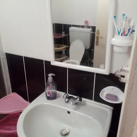 Mahmultar Kas Cumh.mah Barbaros.cad Yesilkoy Sitesi K 2.d 10 Alanya.antalya. Apartamento