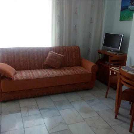 Mahmultar Kas Cumh.mah Barbaros.cad Yesilkoy Sitesi K 2.d 10 Alanya.antalya. Apartamento Alanya